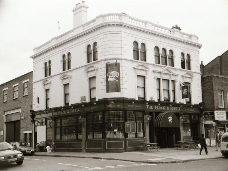 Flock & Firkin London E8 taken in Aug 1989.. (Pub, External). Published on 21-06-2018