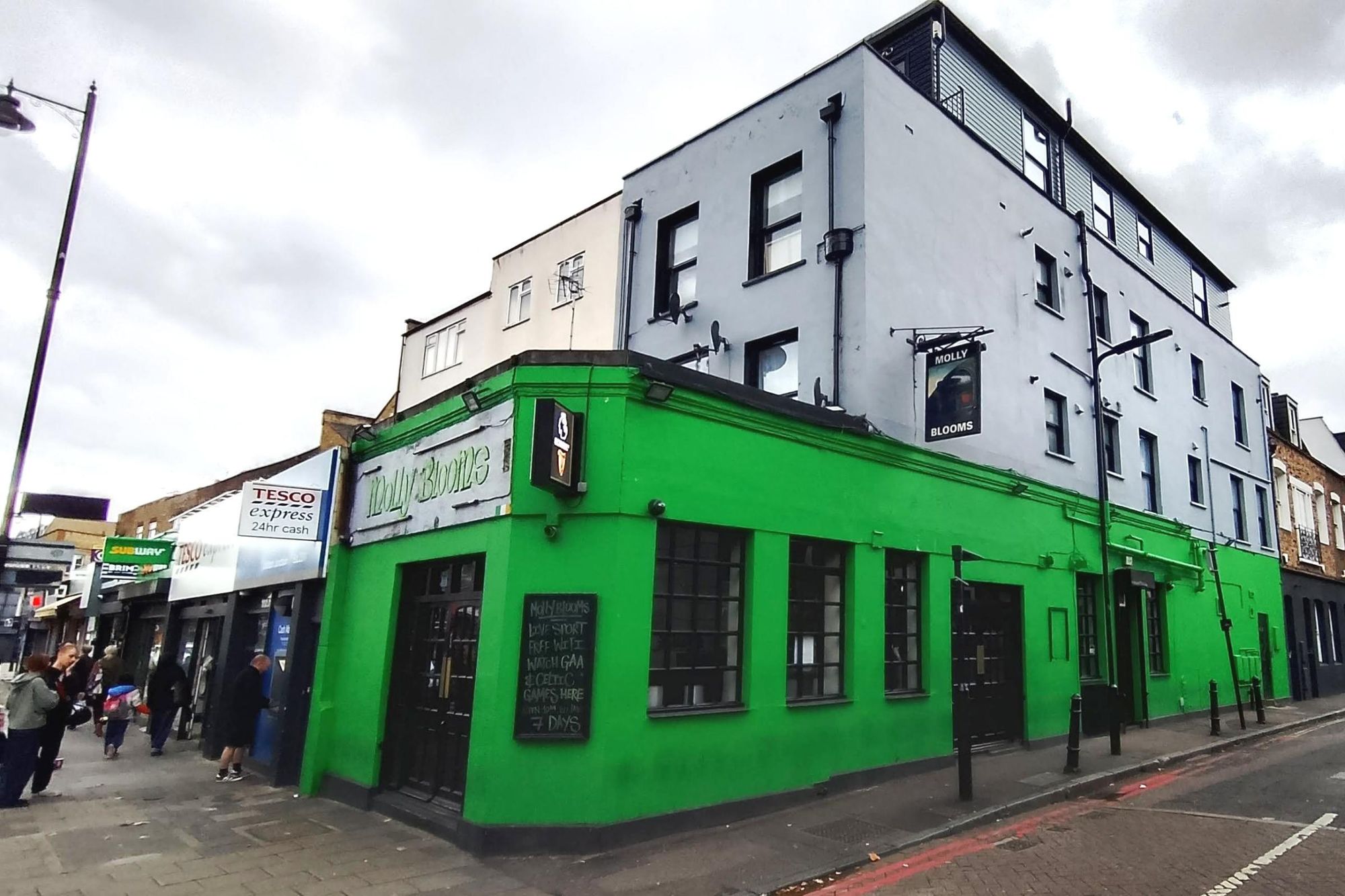 Taken 28 October 2025. (Pub, External, Key). Published on 29-10-2025