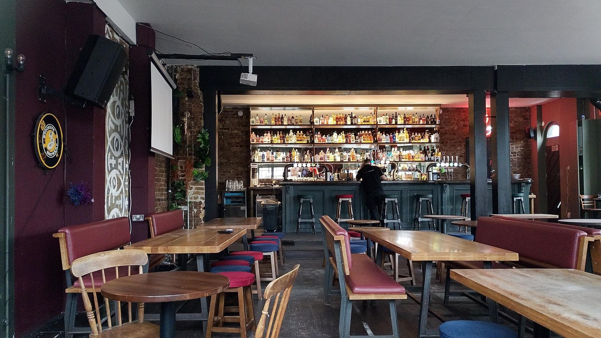 Taken 28 October 2025. (Pub, Bar). Published on 29-10-2025