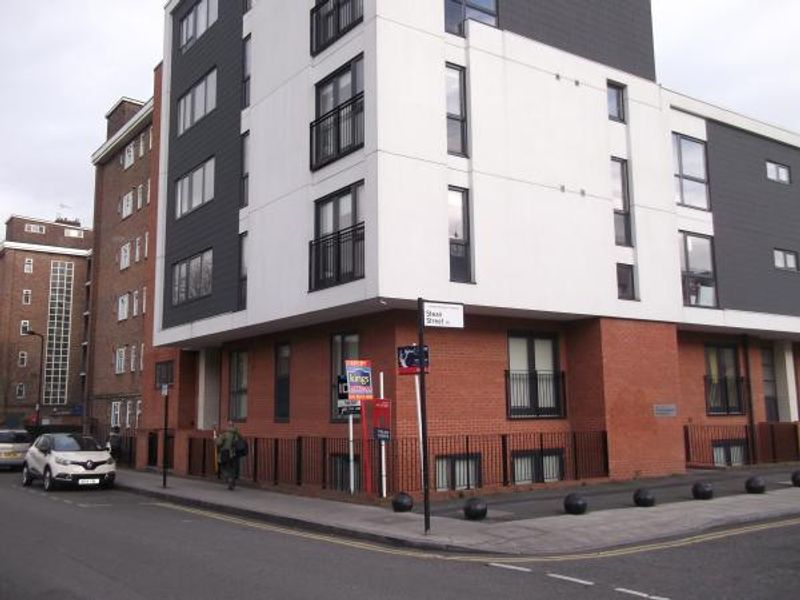 Earl of Zetland (site of) London E8 taken April 2015. (Pub, External, Key). Published on 04-05-2015