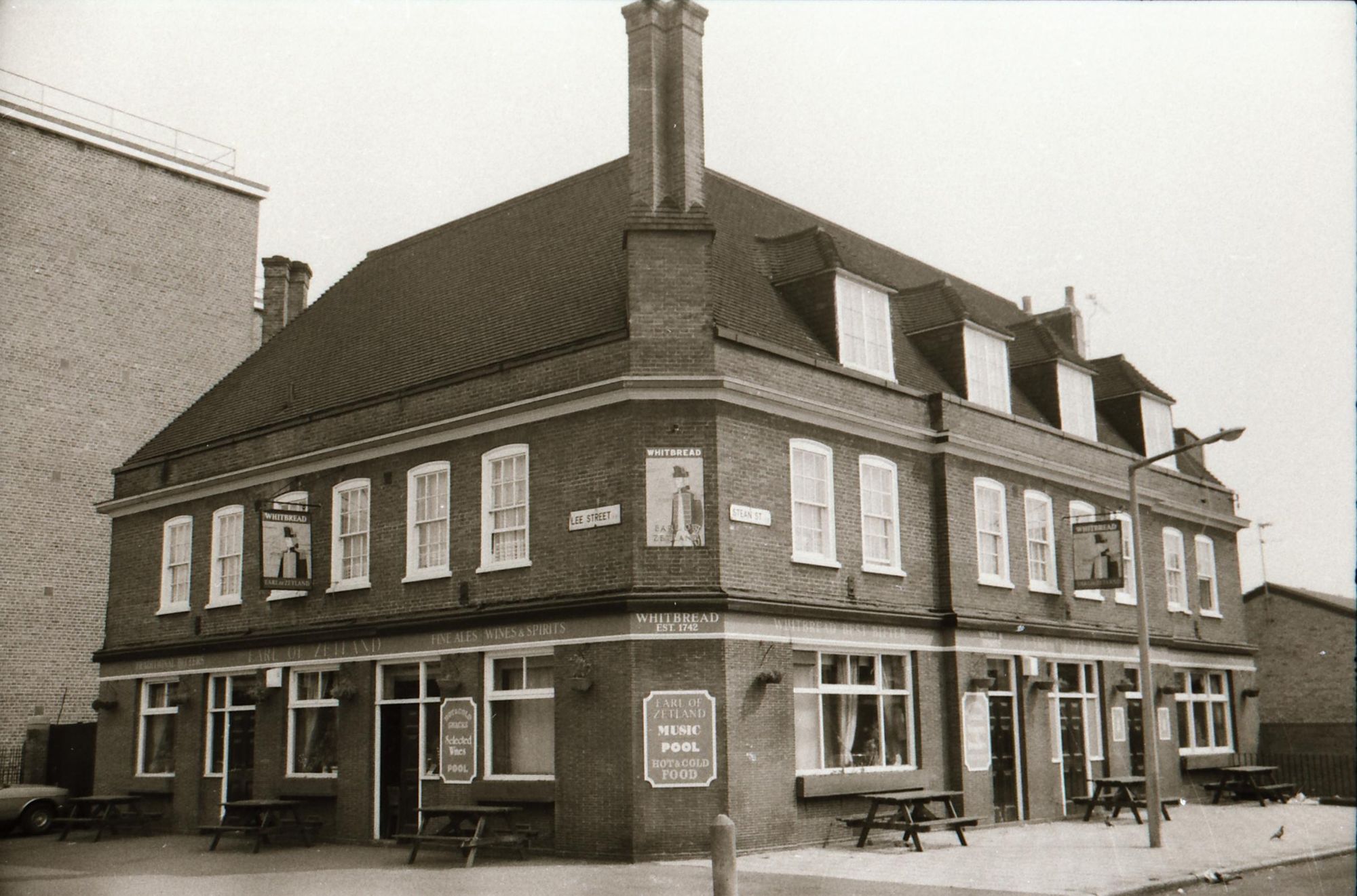 Earl of Zetland London E8 taken in July 1989.. Published on 21-06-2018