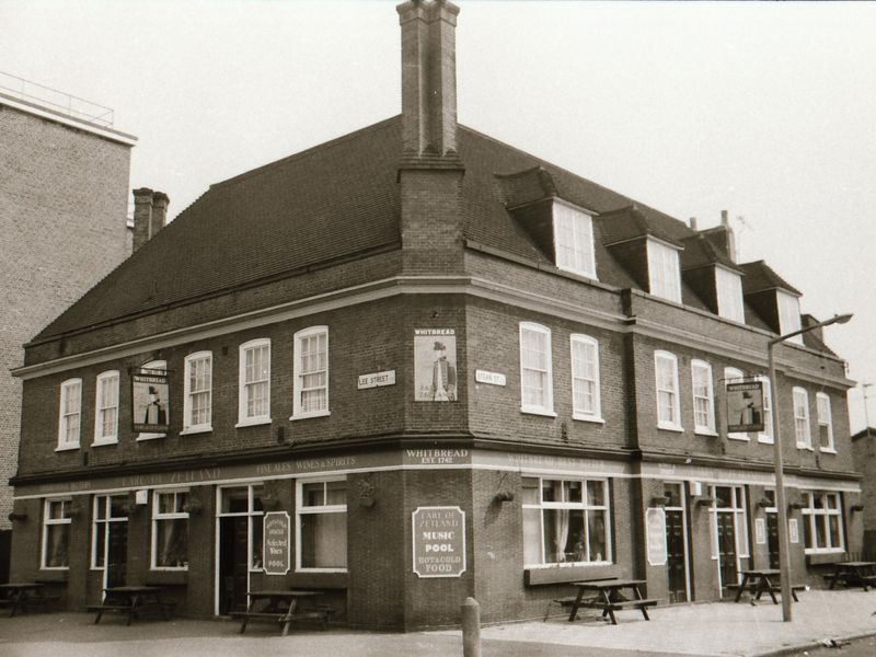 Earl of Zetland London E8 taken in July 1989.. Published on 21-06-2018