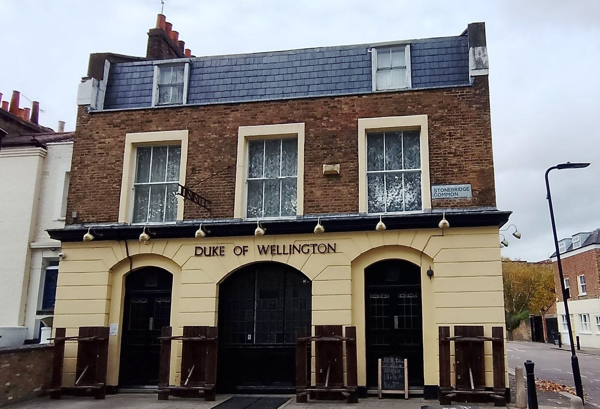 Taken 28 October 2025. Published on 29-10-2025