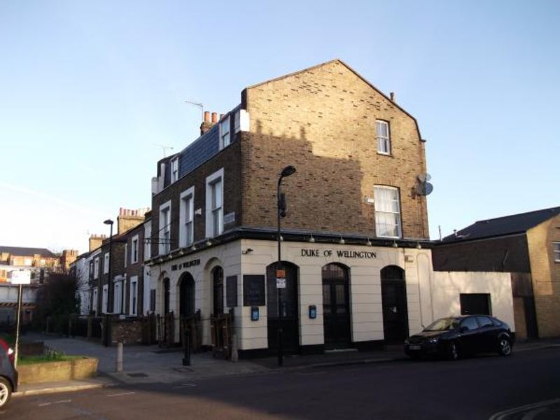 Duke of Wellington London E8 taken April 2015. (Pub, External, Key). Published on 04-05-2015