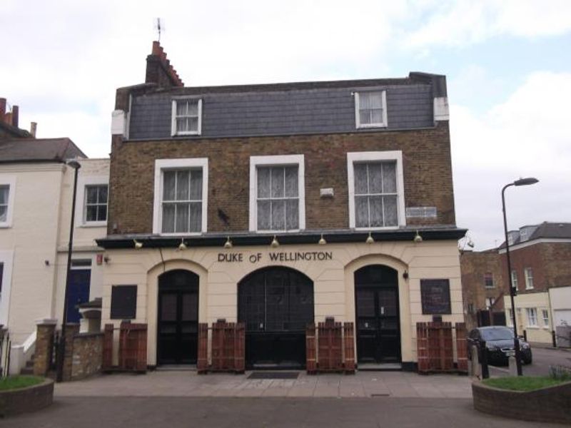 Duke of Wellington  London E8 taken Feb 2016. (Pub, External). Published on 07-04-2016