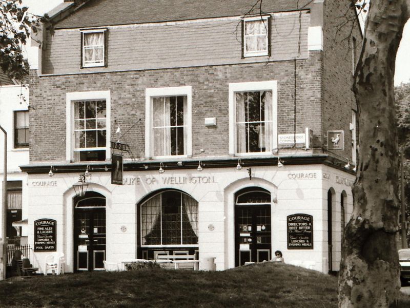 Duke of Wellington London E8 taken in July 1989.. (Pub, External). Published on 21-06-2018 