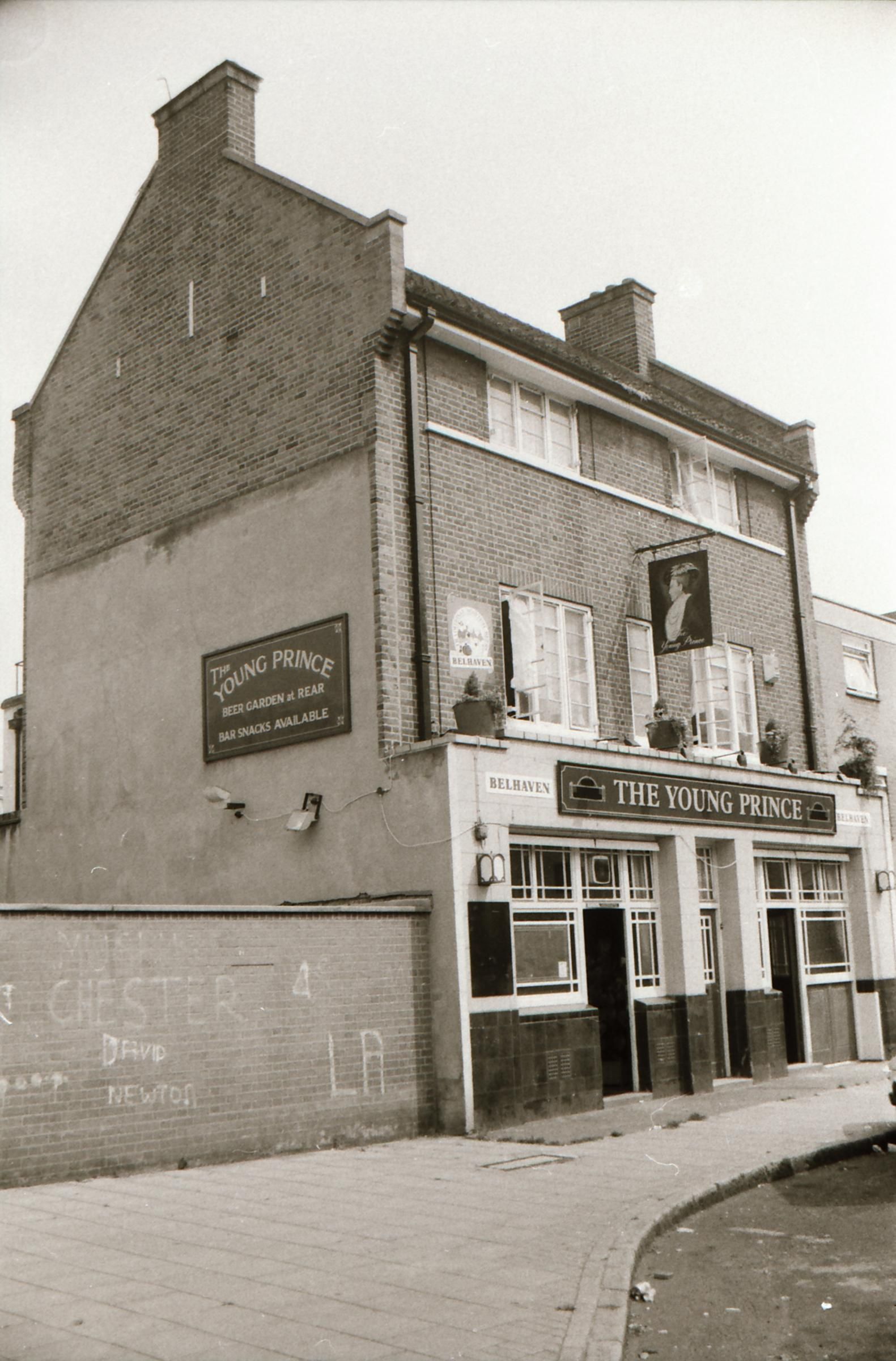 Young Prince London E8 taken in July 1989.. (Pub, External, Key). Published on 21-06-2018