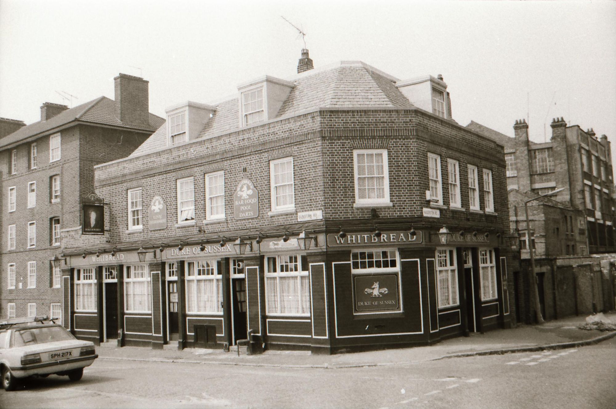 Duke of Sussex London E8 taken in July 1989.. (Pub, External). Published on 21-06-2018