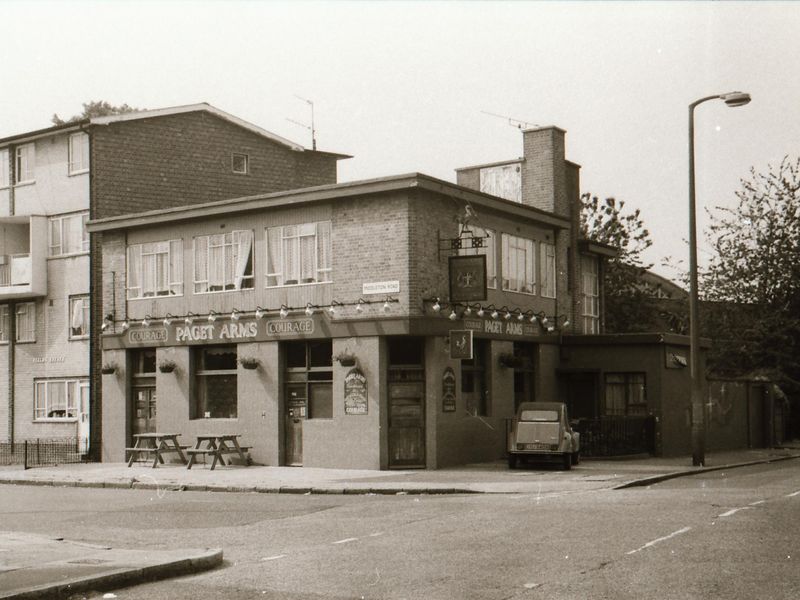 Paget Arms London E8 taken 2 July 1989.. (Pub, External). Published on 21-06-2018 