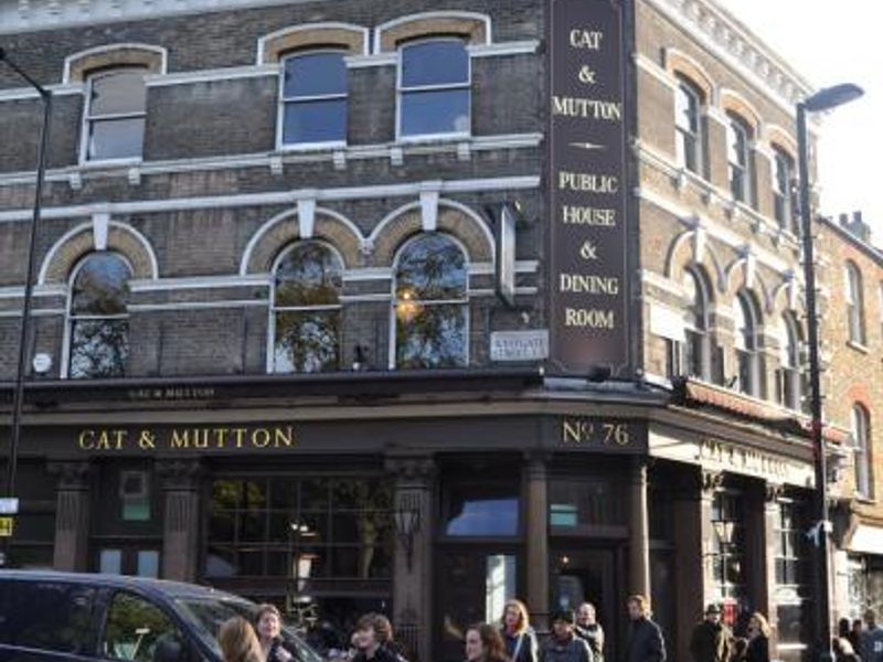 Cat & Mutton London E8. (Pub, External). Published on 01-11-2013