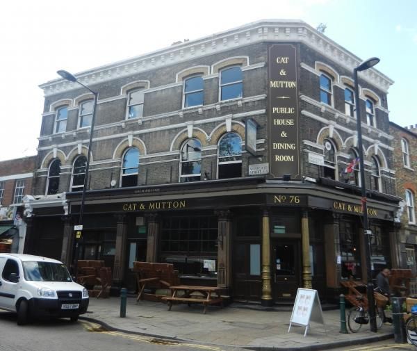 Cat & Mutton London E8. (Pub, External). Published on 01-11-2013