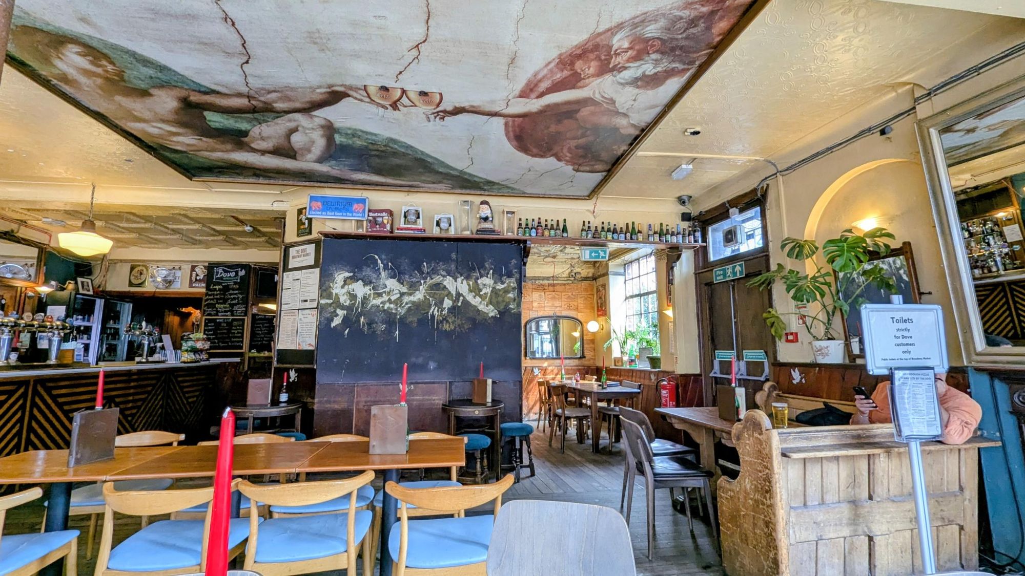 Dove Free House & Kitchen London E8 20250820. (Pub, Bar). Published on 23-12-2025