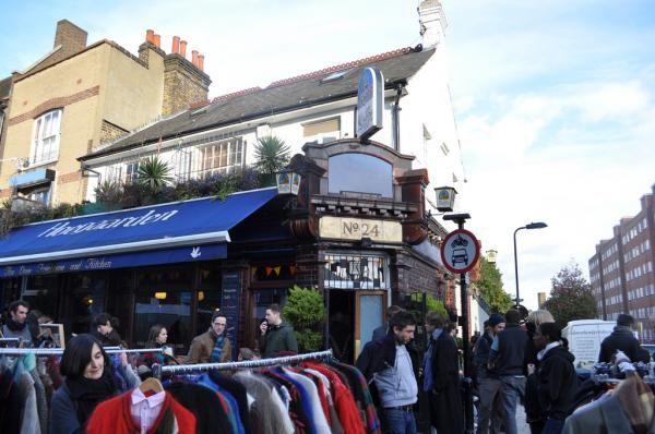 Dove London E8. (Pub, External). Published on 01-11-2013