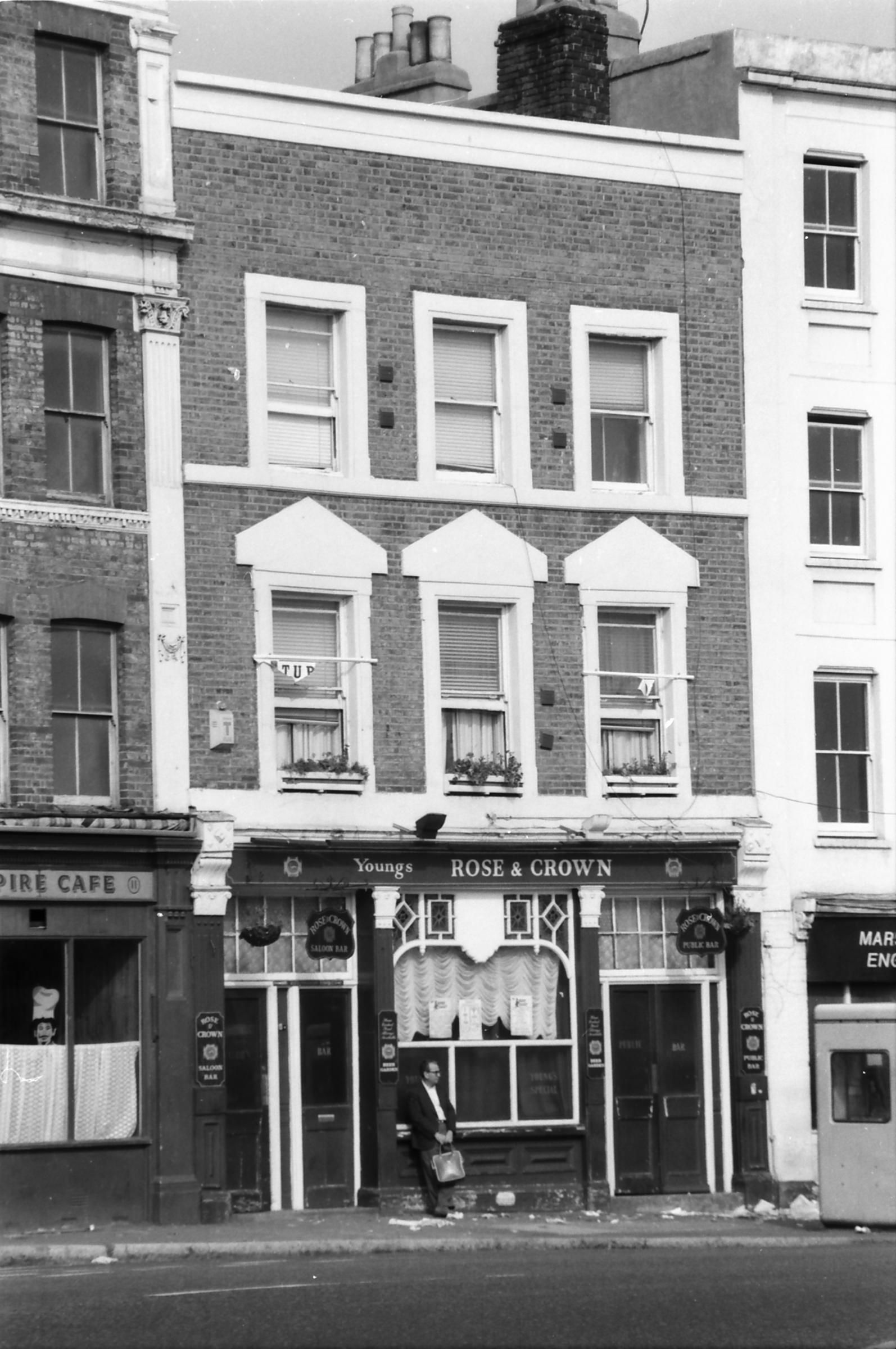 Rose & Crown London E8 taken in Sept 1988.. (Pub, External, Key). Published on 21-06-2018