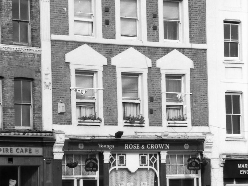 Rose & Crown London E8 taken in Sept 1988.. (Pub, External, Key). Published on 21-06-2018 