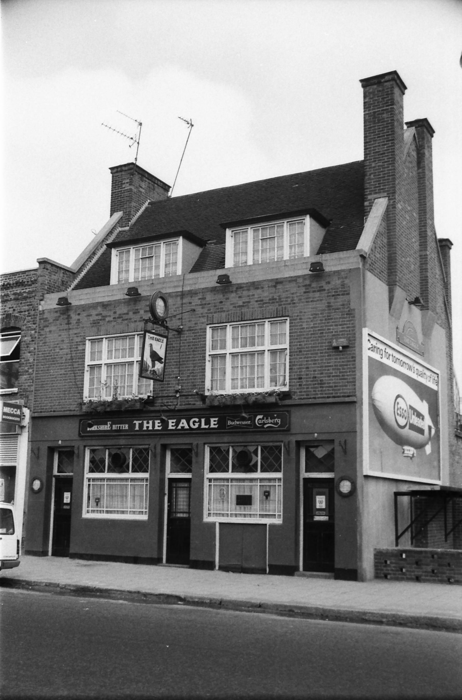 Eagle London E9 taken 1 April 1989. (Pub, External). Published on 08-09-2018