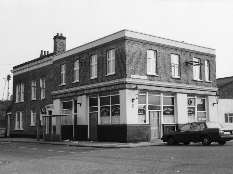 Lord Napier London E9 taken 1 April 1989.. (Pub, External, Key). Published on 08-09-2018