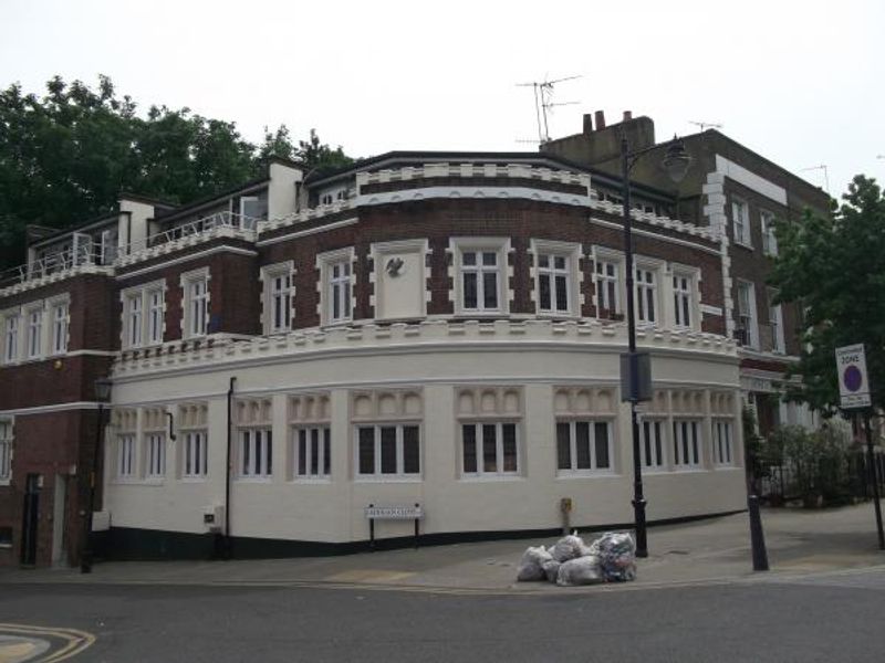 Butlers London E9 taken May 2014. (Pub, External, Key). Published on 24-05-2014