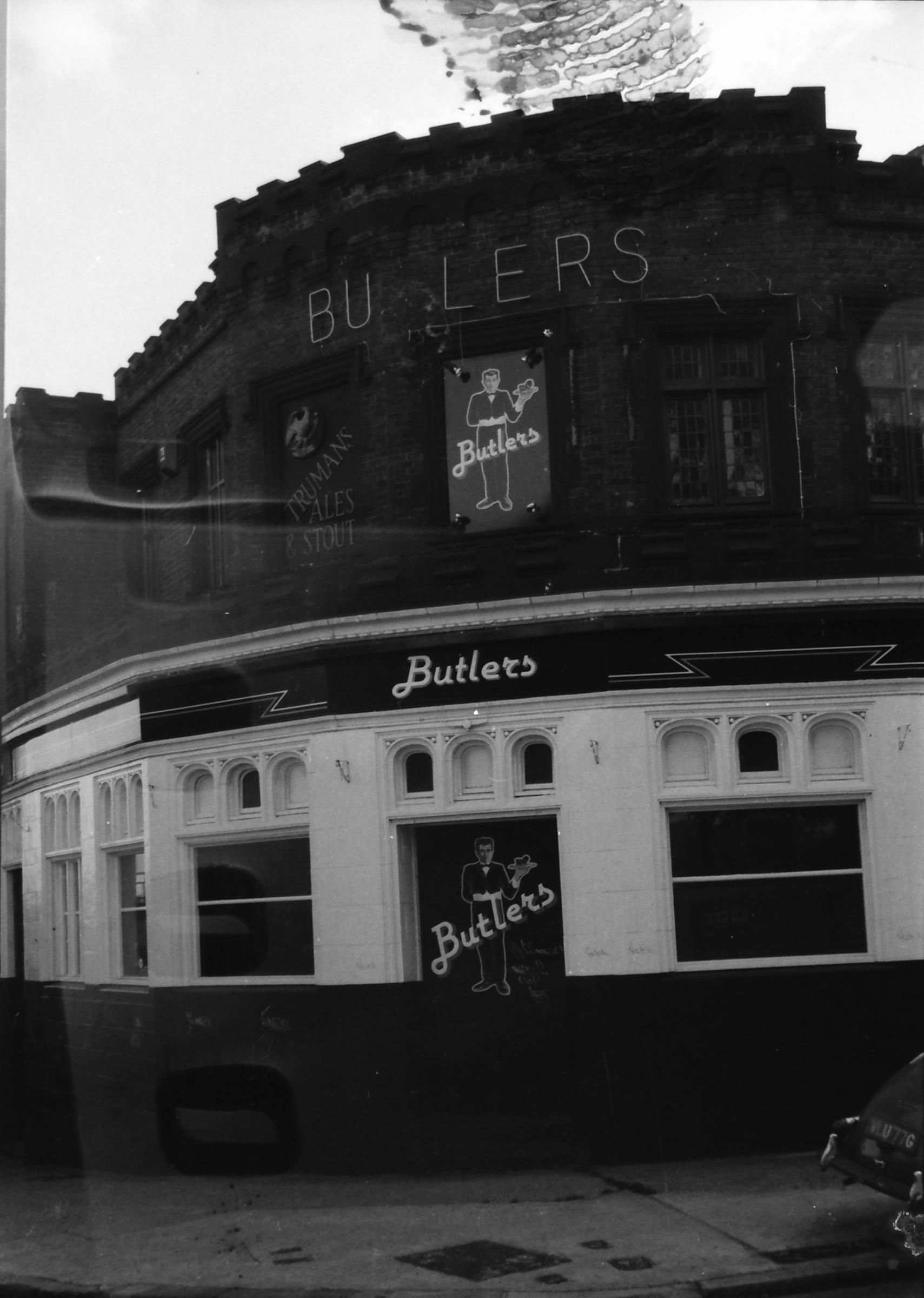 Butlers London E9 taken in 1987.. (Pub, External). Published on 08-09-2018