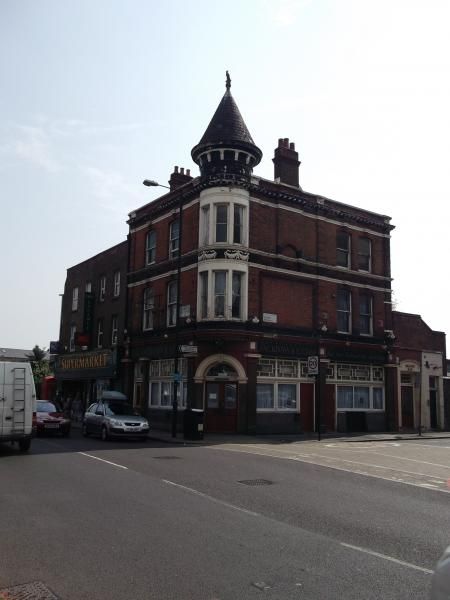 Jackdaw & Stump London E9 taken Aug 2013. (Pub, External). Published on 03-12-2013