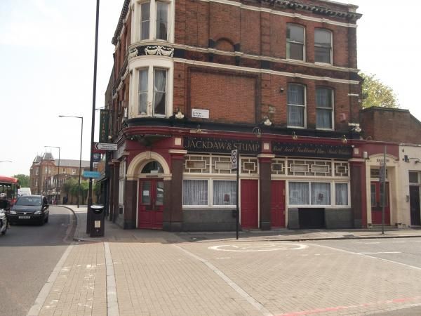 Jackdaw & Stump London E9 taken Aug 2013. (Pub, External). Published on 03-12-2013