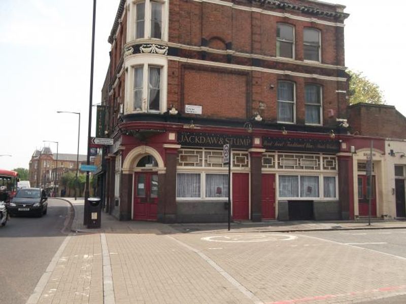Jackdaw & Stump London E9 taken Aug 2013. (Pub, External). Published on 03-12-2013
