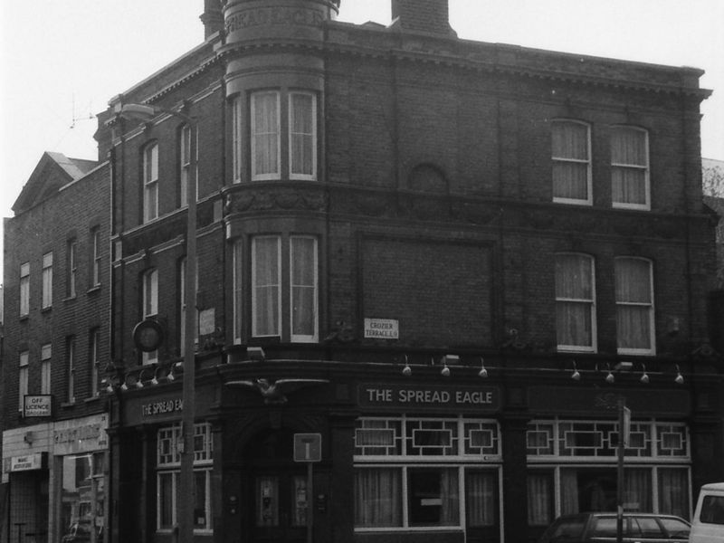 Spread Eagle London E9 taken 1 April 1989.. (Pub, External). Published on 08-09-2018 