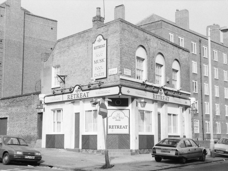 Retreat London E9 taken 1 April 1989.. (Pub, External, Key). Published on 08-09-2018 