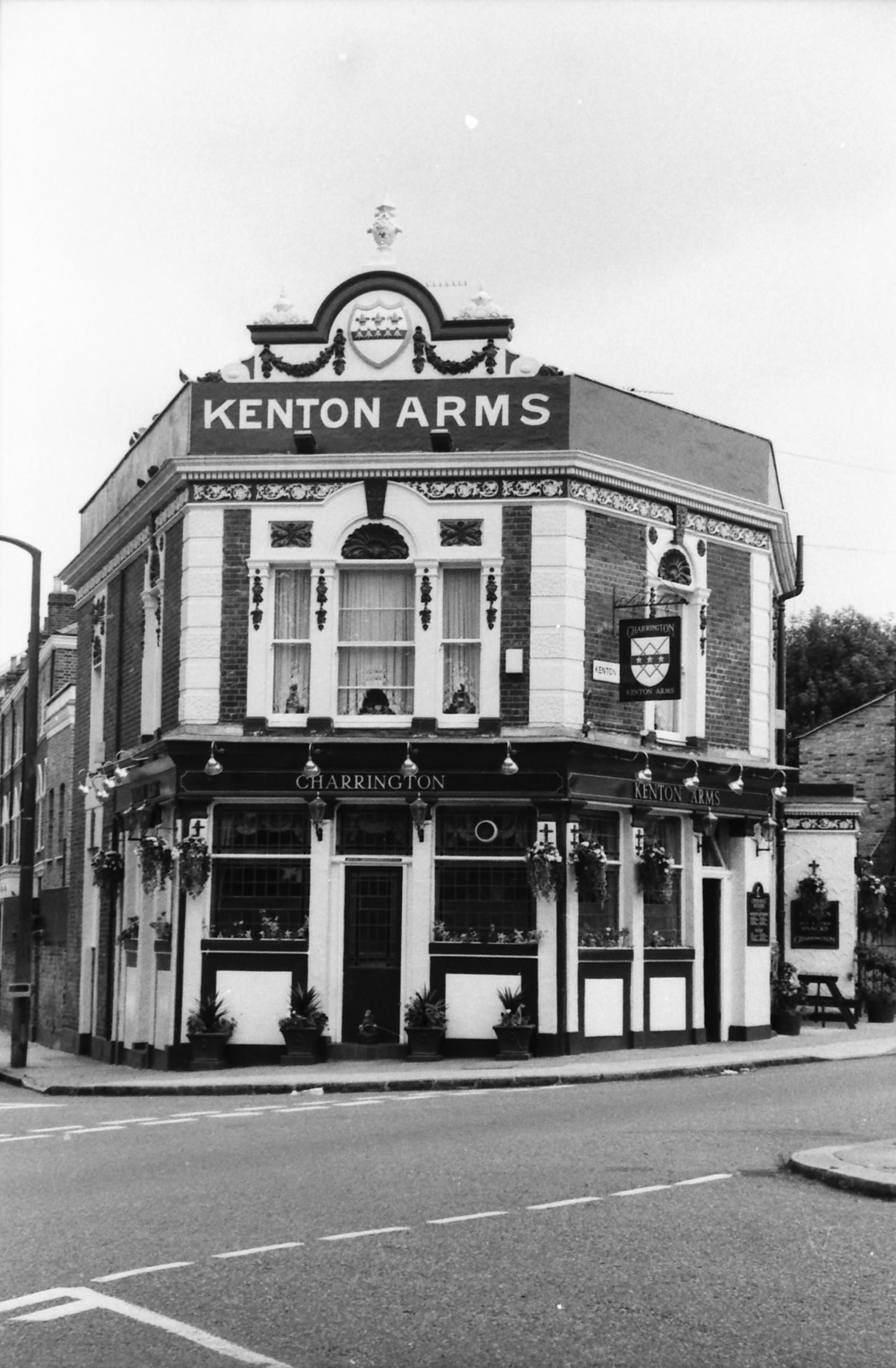 Kenton Arms London E9 taken 2 July 1989.. (Pub, External). Published on 08-09-2018