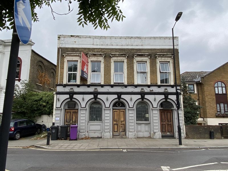 Allbion London E9 2023-09-17.. (Pub, External, Key). Published on 05-05-2024