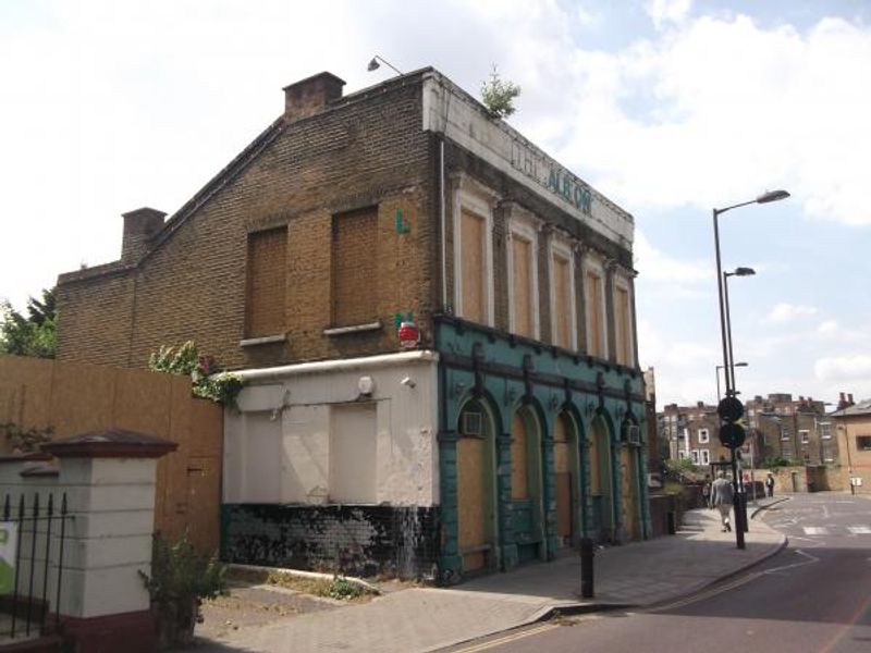 Albion London E9 taken June 2015. (Pub, External). Published on 13-08-2015