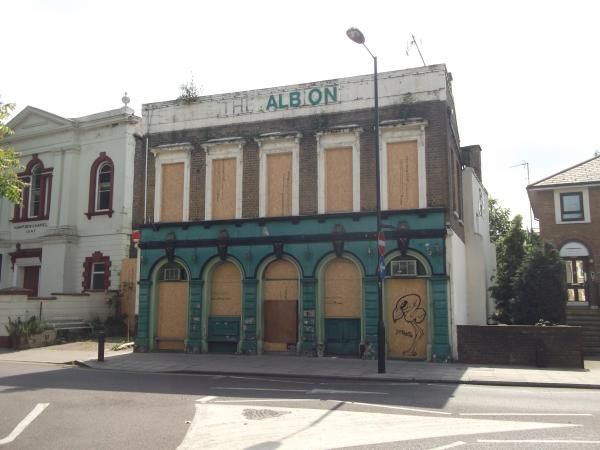 Albion London E9 taken June 2015. (Pub, External). Published on 13-08-2015