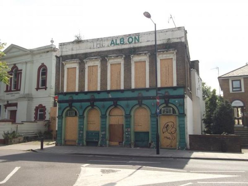 Albion London E9 taken June 2015. (Pub, External). Published on 13-08-2015