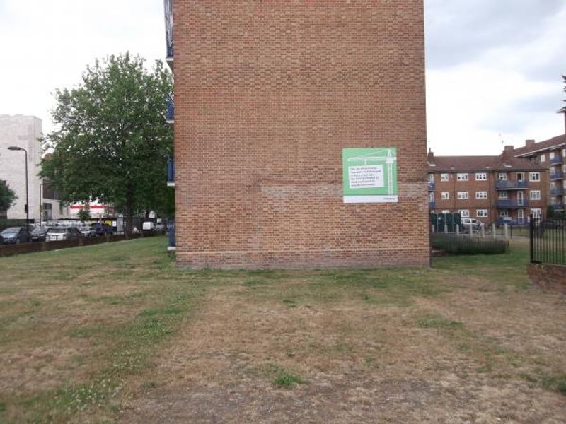 Frampton Arms London E9 taken June 2015. (Pub, External). Published on 13-08-2015