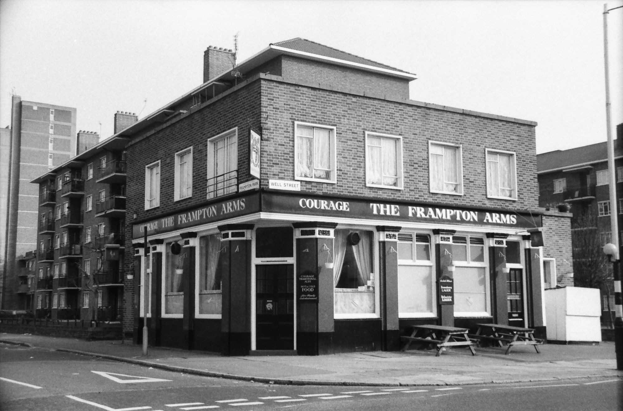 Frampton Arms London E9 taken 1 April 1989.. (Pub, External, Key). Published on 08-09-2018
