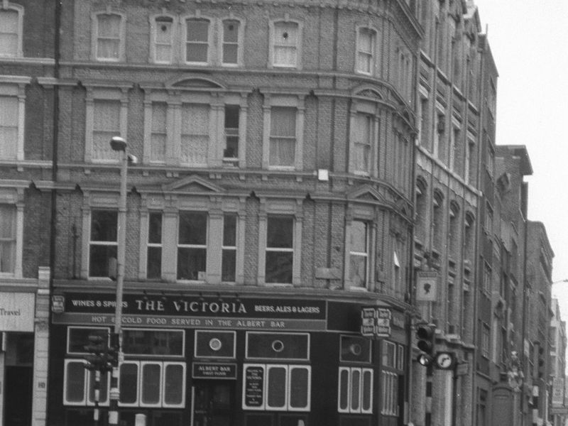 Victoria London EC1 taken July 1985.. (Pub, External, Key). Published on 07-02-2019 