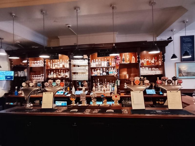 Taken 1 November 2025. (Bar). Published on 02-11-2025 