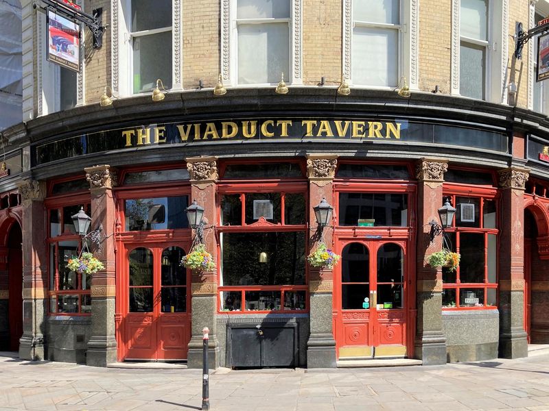 Viaduct Tavern London EC1A 20260415. (Pub, External, Key). Published on 28-04-2026