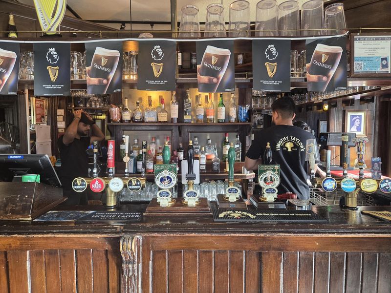 Hand & Shears London EC1A 20260808. (Pub, Bar). Published on 20-08-2026