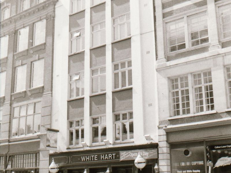 White Hart London EC1 taken Aug 1989.. (Pub, External, Key). Published on 14-01-2019
