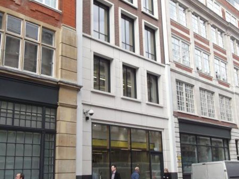 White Hart Giltspur St London EC1 taken Nov 2014. (Pub, External). Published on 28-01-2015
