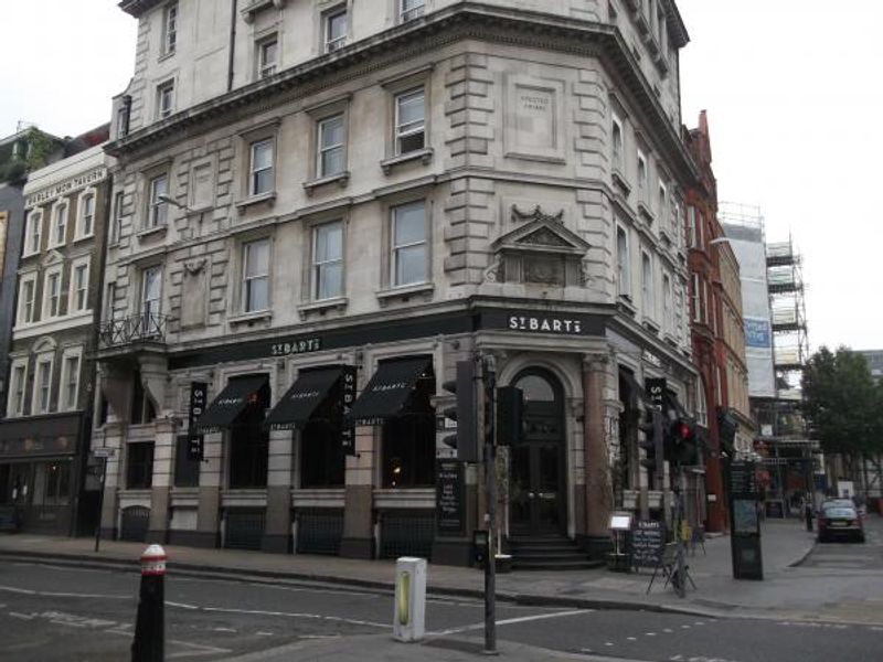 St Barts London EC1 taken Sep 2015. (Pub, External). Published on 06-12-2015