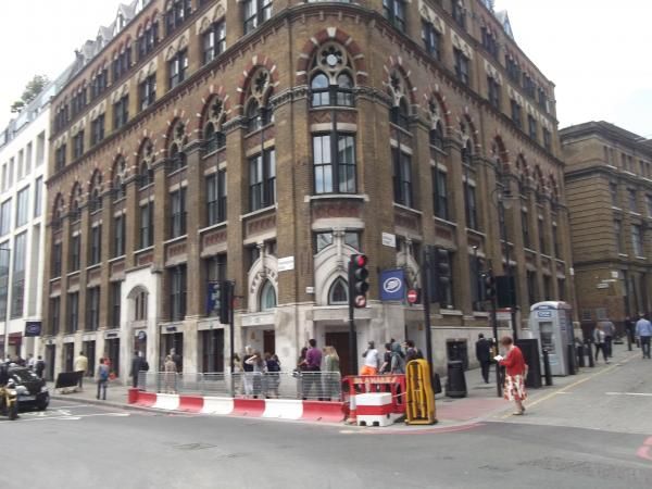 Babuska London EC1 taken Aug 2015. (Pub, External). Published on 13-08-2015