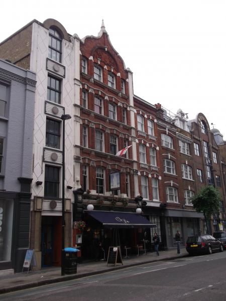White Bear London EC1 taken May 2014. (Pub, External, Key). Published on 20-05-2014