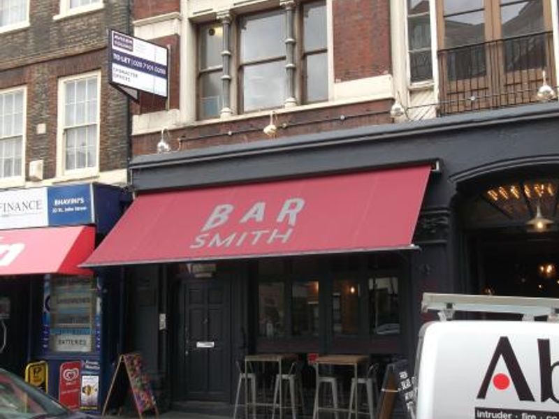 Longroom-Gate-Bar Smith London EC1 taken August 2015. (Pub, External, Key). Published on 14-08-2015