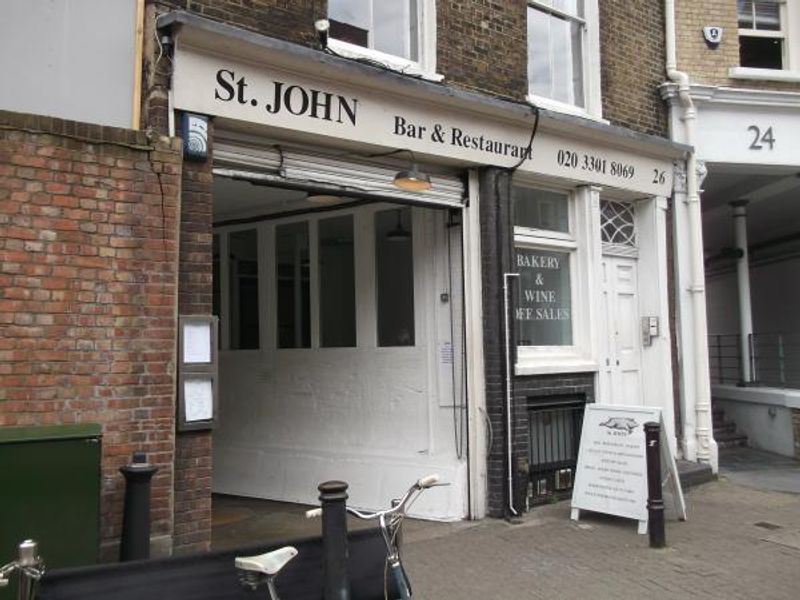 St John London EC1 taken Aug 2015. (Pub, External). Published on 13-08-2015