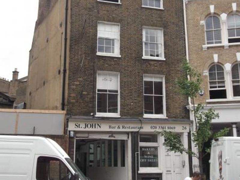 St John London EC1 taken Aug 2015. (Pub, External). Published on 13-08-2015