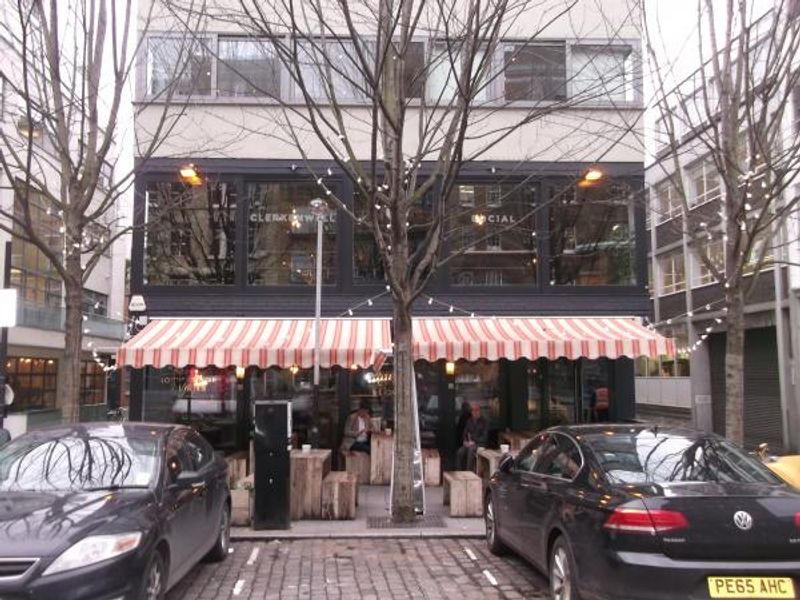 Clerkenwell & Social London EC1 taken Dec 2015. (Pub, External). Published on 07-04-2016
