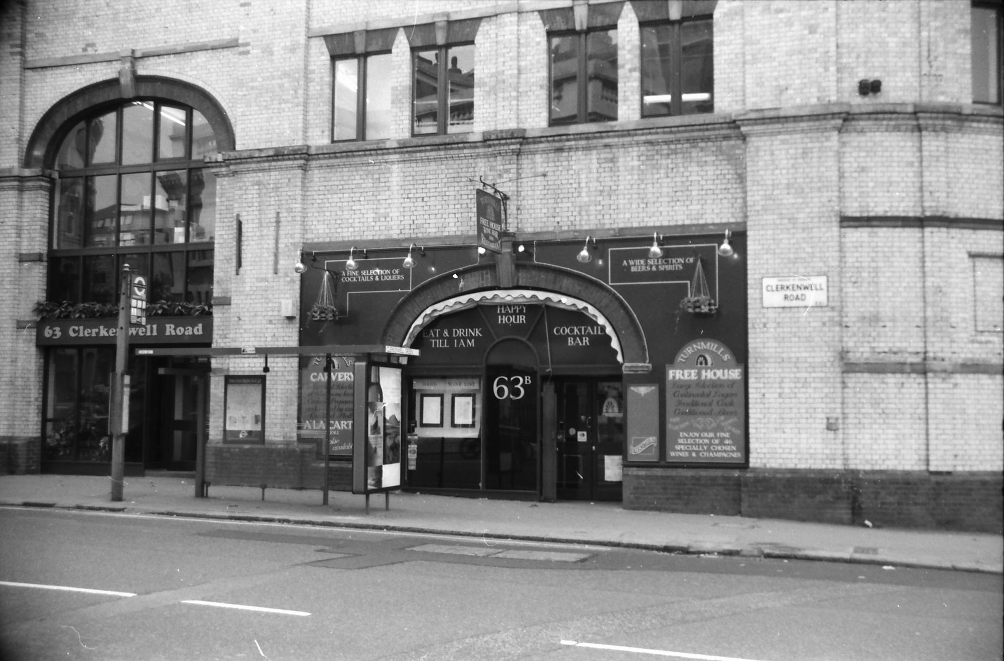 Turnmills London EC1 taken in Oct 1988.. (Pub, External). Published on 07-02-2019