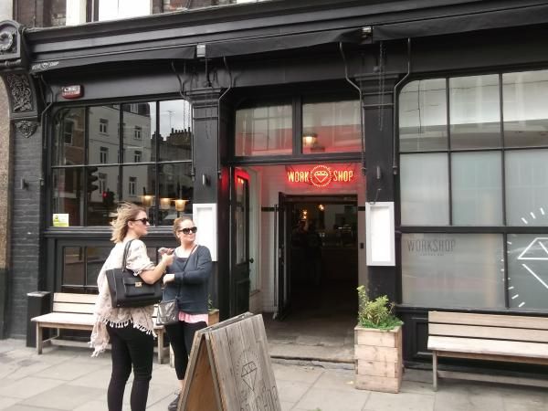 Dust London EC1 taken Aug 2015. (Pub, External). Published on 13-08-2015